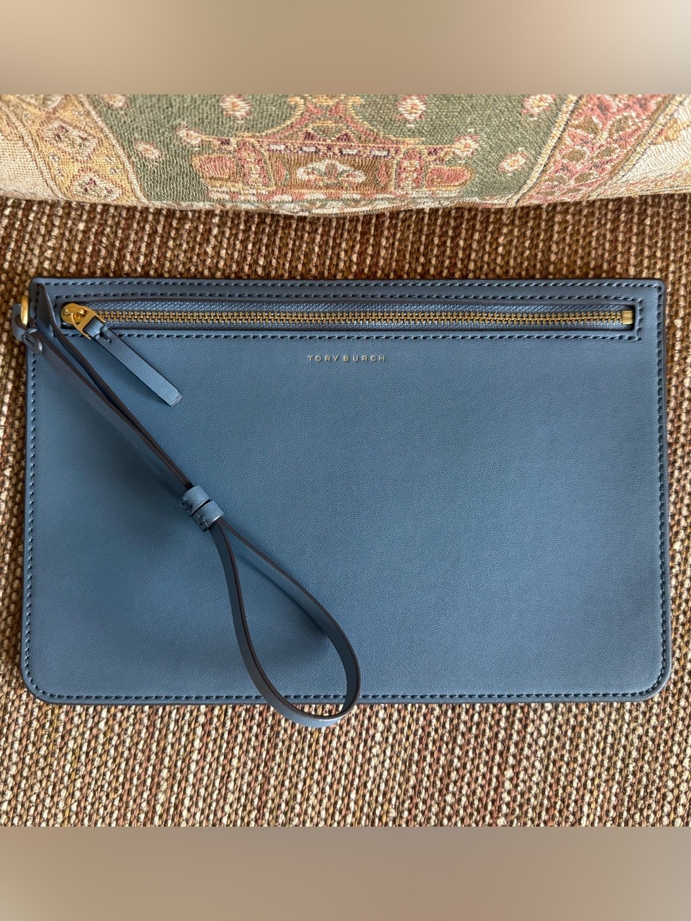 ✅Tory Burch - Slate Blue Leather Zip Pouch with Matte Gold Hardware!